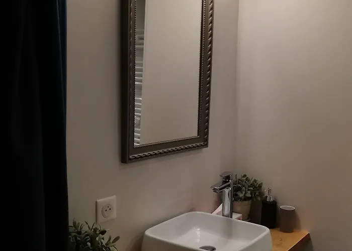 Couette-café La Tour Grégoire